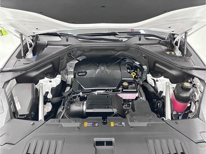 Фото 7 - Genesis GV80