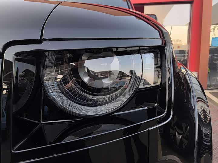 Фото 4 - Land Rover Defender