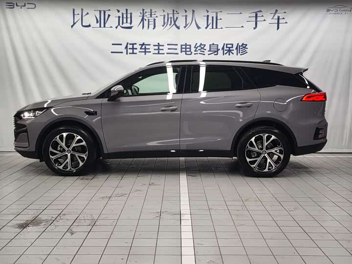 Фото 3 - BYD Tang Hybrid/EV