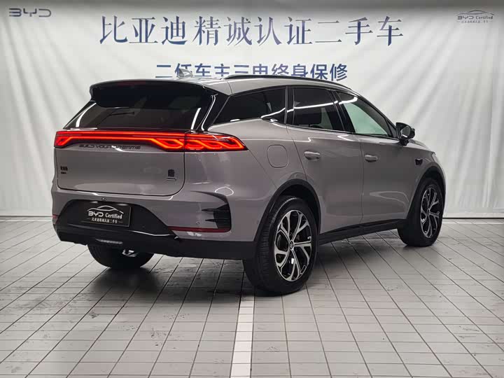 Фото 5 - BYD Tang Hybrid/EV