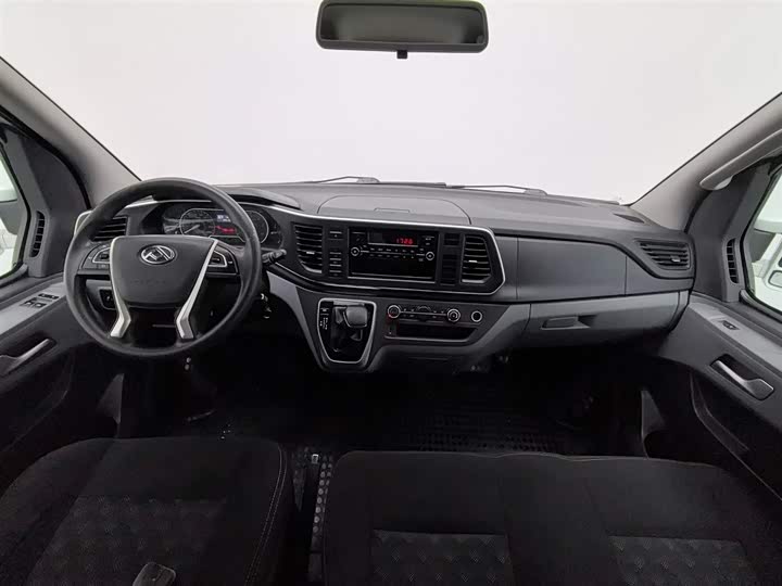 Фото 5 - Maxus V80