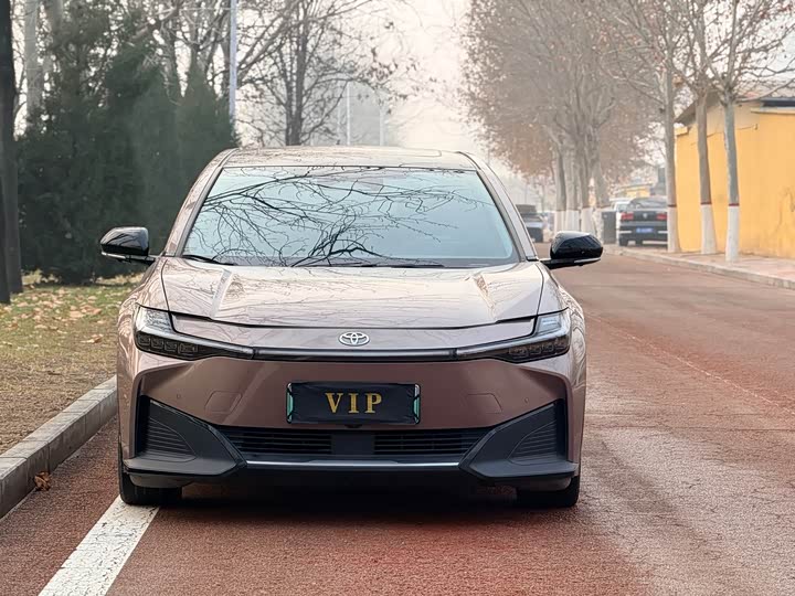 Фото 2 - Toyota bZ3