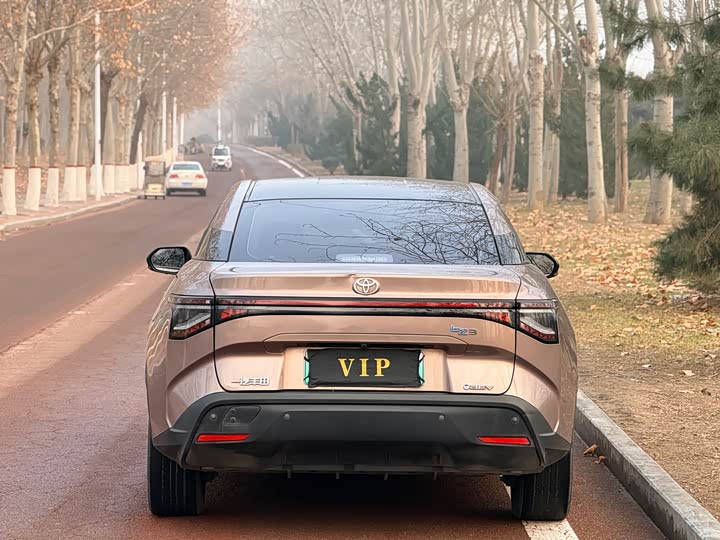 Фото 5 - Toyota bZ3