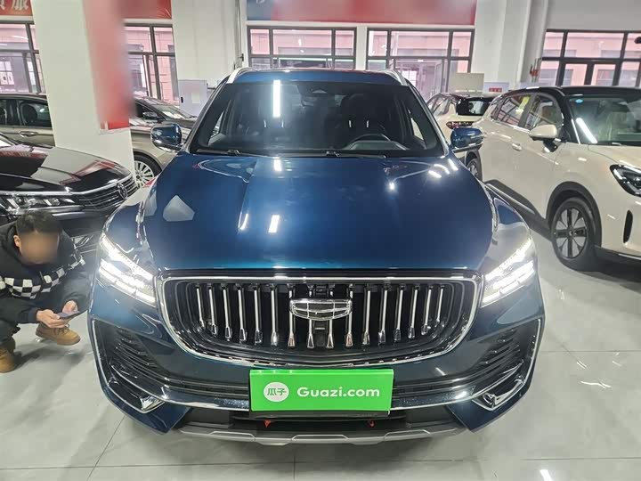 Фото 3 - Geely Monjaro