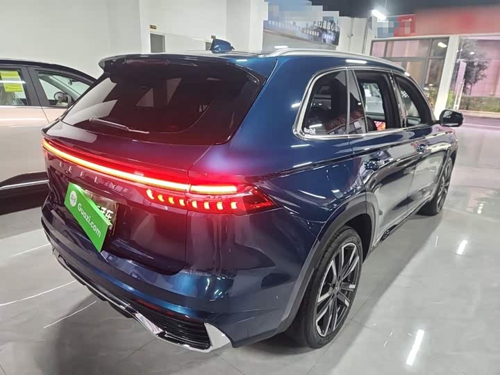 Фото 7 - Geely Monjaro