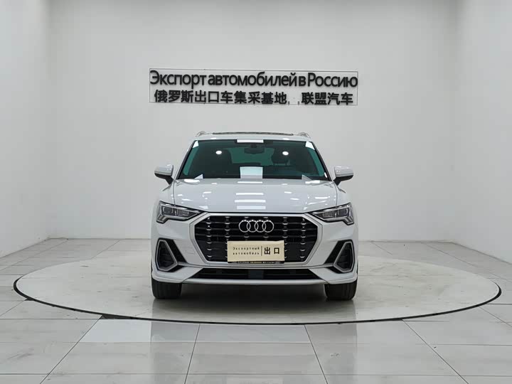 Фото 2 - Audi Q3