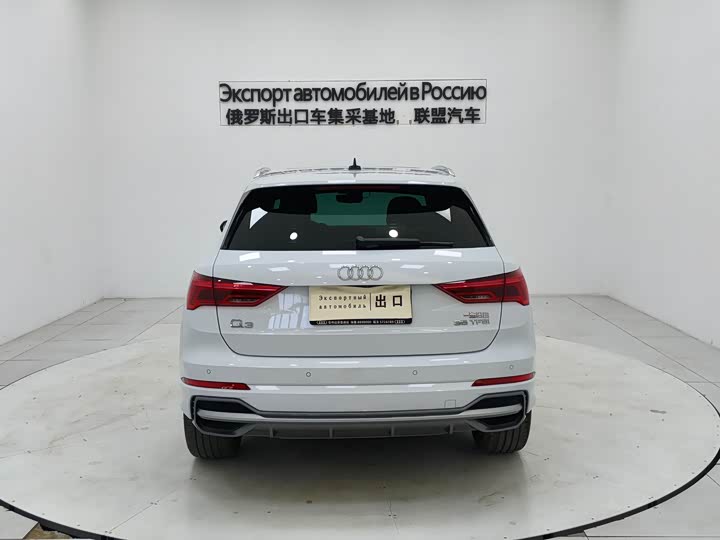 Фото 5 - Audi Q3