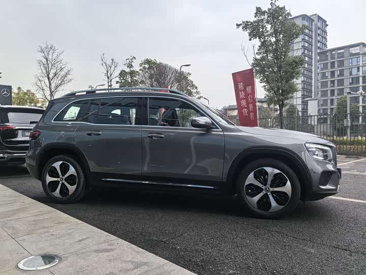 Фото 5 - Mercedes-Benz GLB-Class