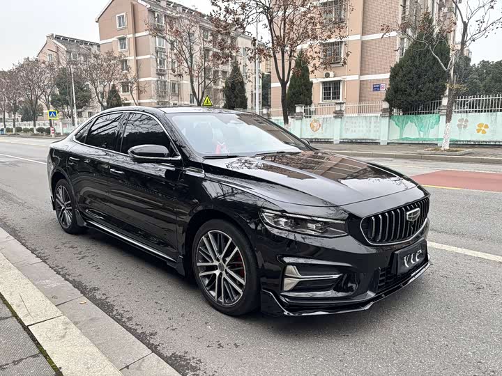 Фото 3 - Geely Preface