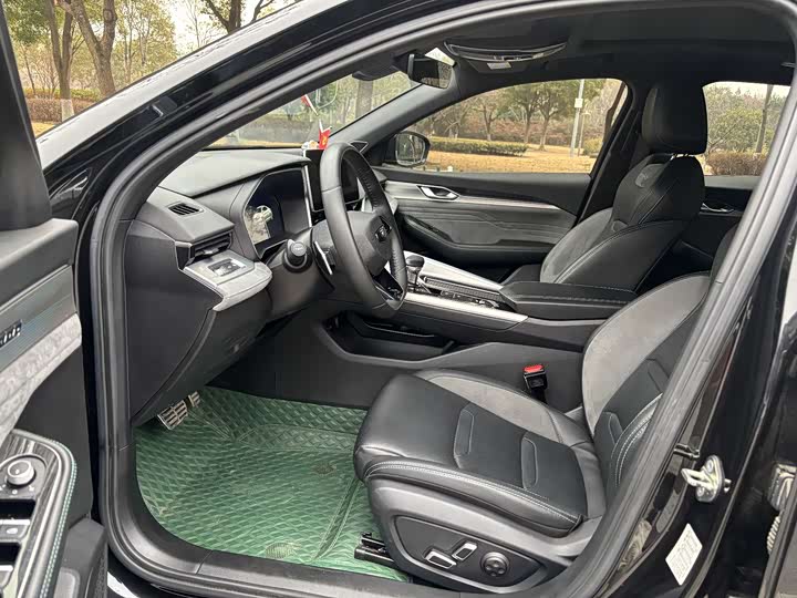 Фото 8 - Geely Preface