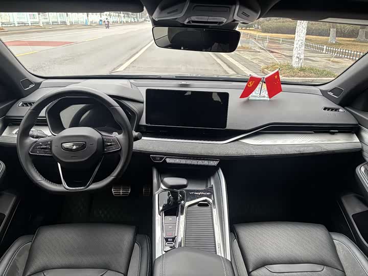 Фото 9 - Geely Preface