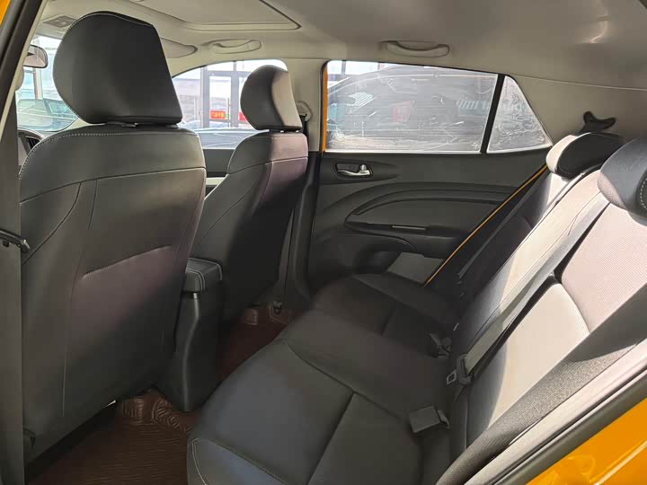 Фото 6 - Kia KX1