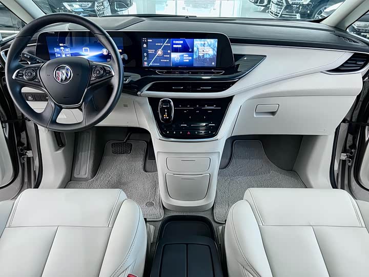 Фото 9 - Buick GL8 ES