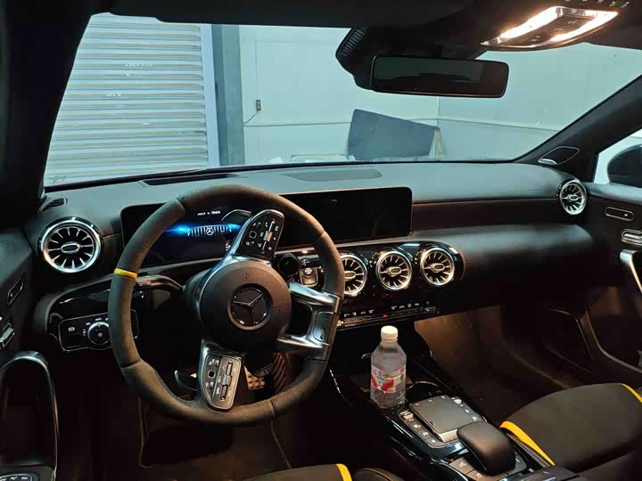 Фото 8 - Mercedes-Benz A-Class AMG