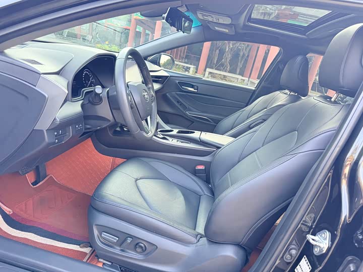 Фото 4 - Toyota Avalon