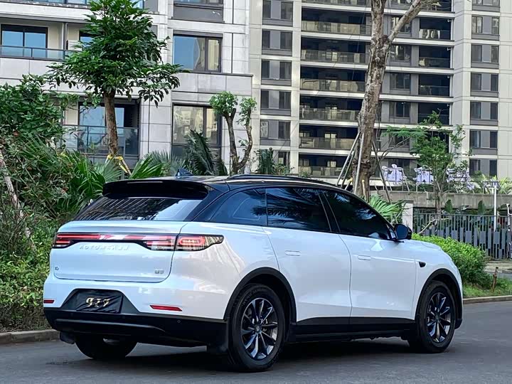 Фото 9 - Leapmotor C11