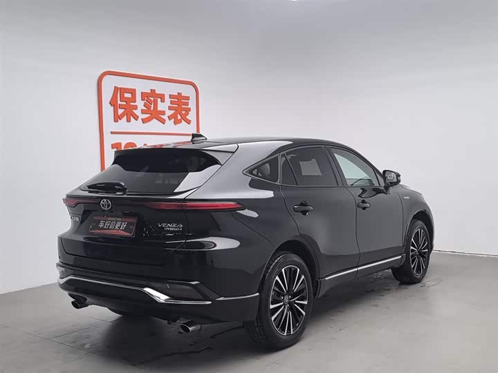 Фото 2 - Toyota Venza