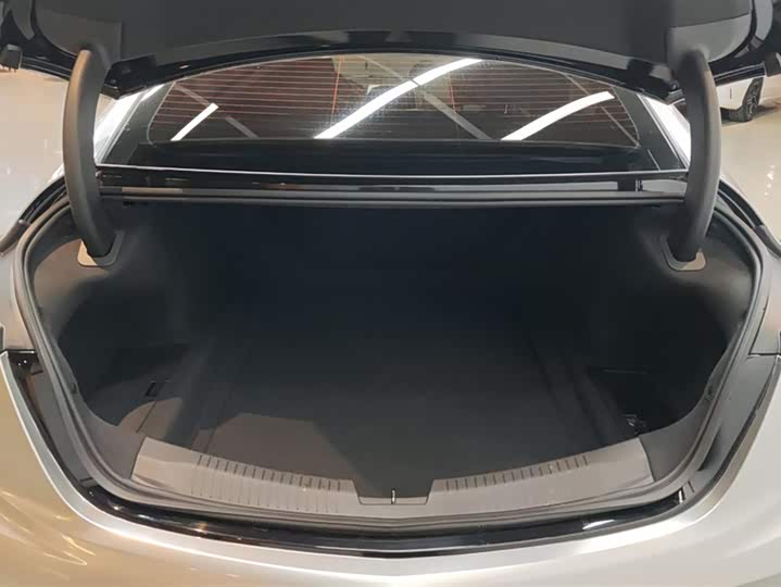 Фото 4 - Cadillac CT5