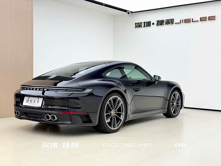 Фото 4 - Porsche 911