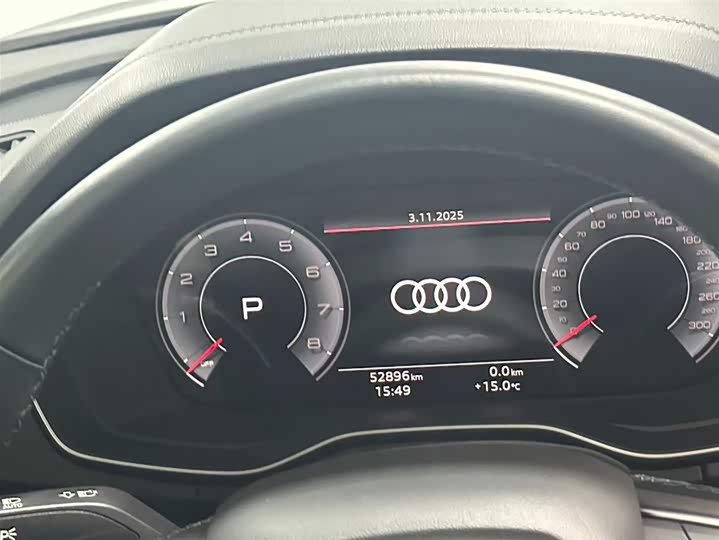 Фото 8 - Audi Q5L