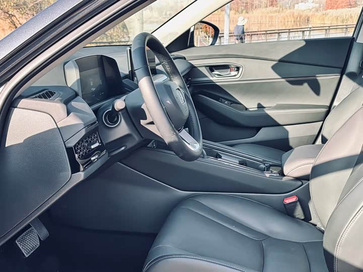 Фото 5 - Honda Accord