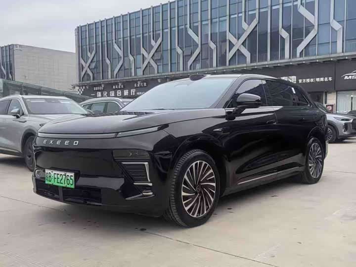 Фото 1 - Exeed Sterra ET