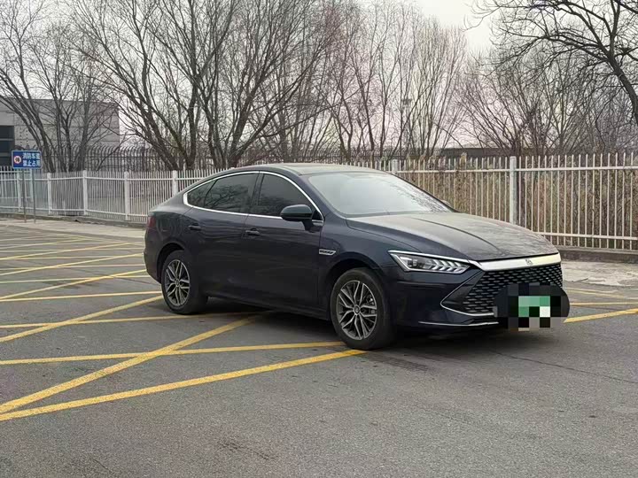 Фото 3 - BYD Qin Plus