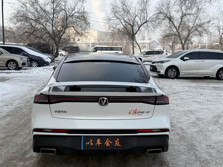 Фото 7 - Changan UNI-V