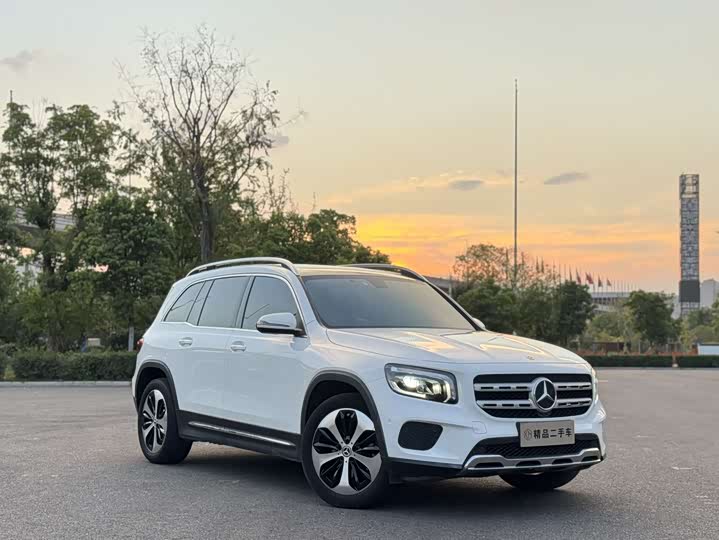 Фото 3 - Mercedes-Benz GLB-Class