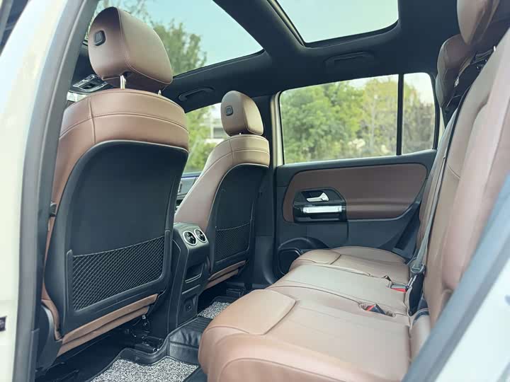 Фото 6 - Mercedes-Benz GLB-Class