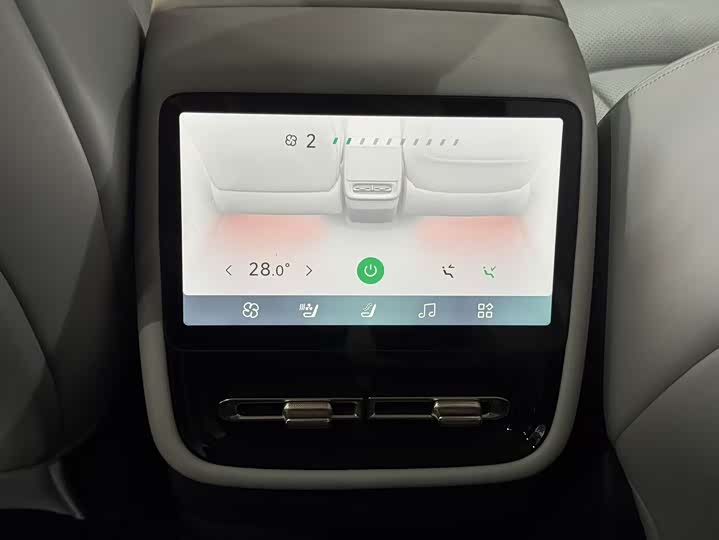 Фото 6 - XPeng F57