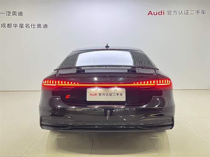 Фото 5 - Audi A7