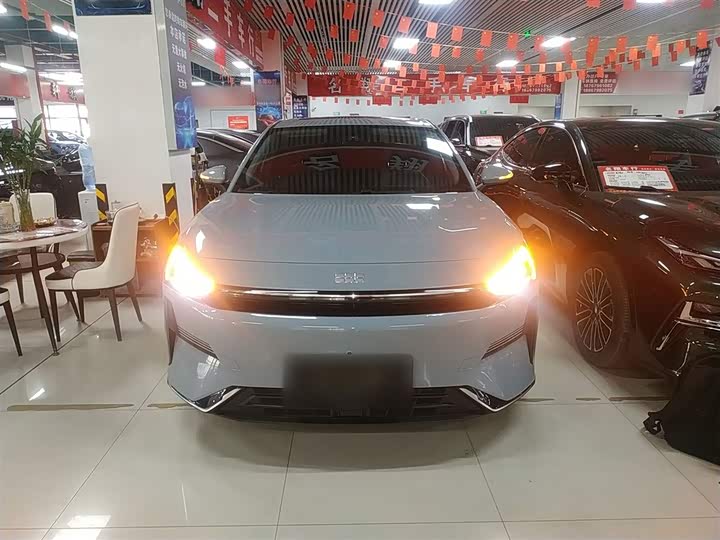 Фото 3 - Geely Galaxy L6