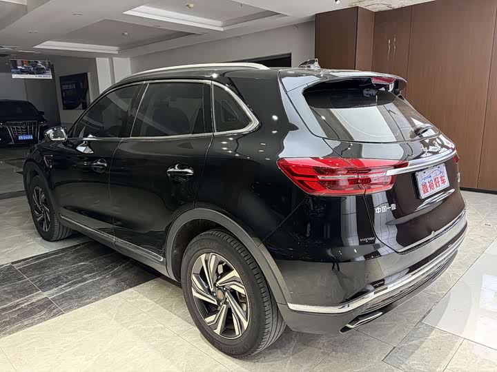 Фото 6 - Hongqi HS5