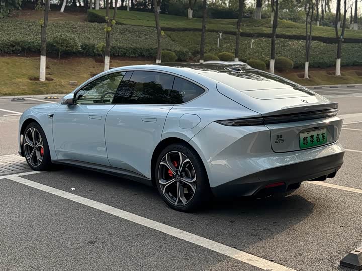 Фото 7 - Nio ET5