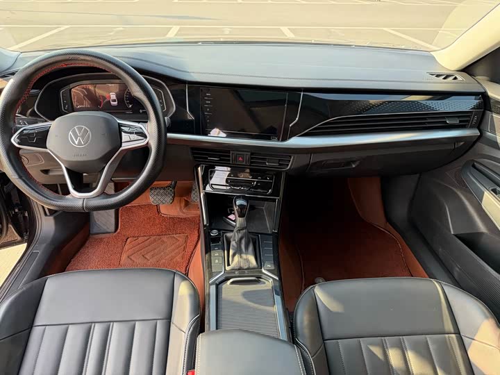 Фото 9 - Volkswagen Passat