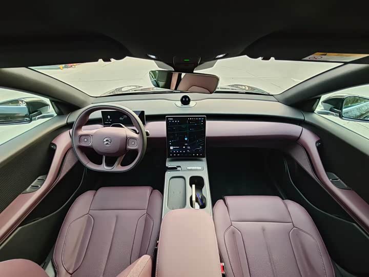 Фото 5 - Nio ET5T