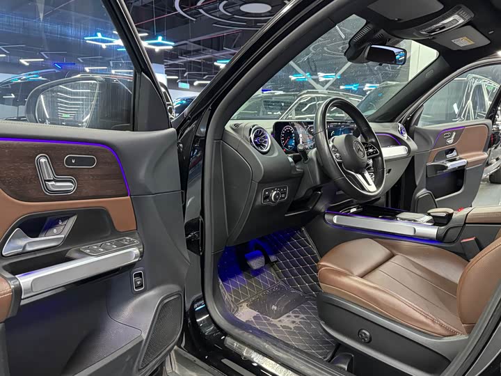 Фото 4 - Mercedes-Benz GLB-Class