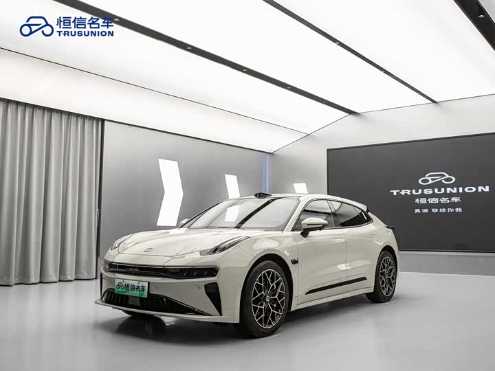 Фото 1 - Zeekr 001