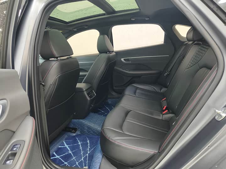 Фото 4 - Hyundai Sonata N Line