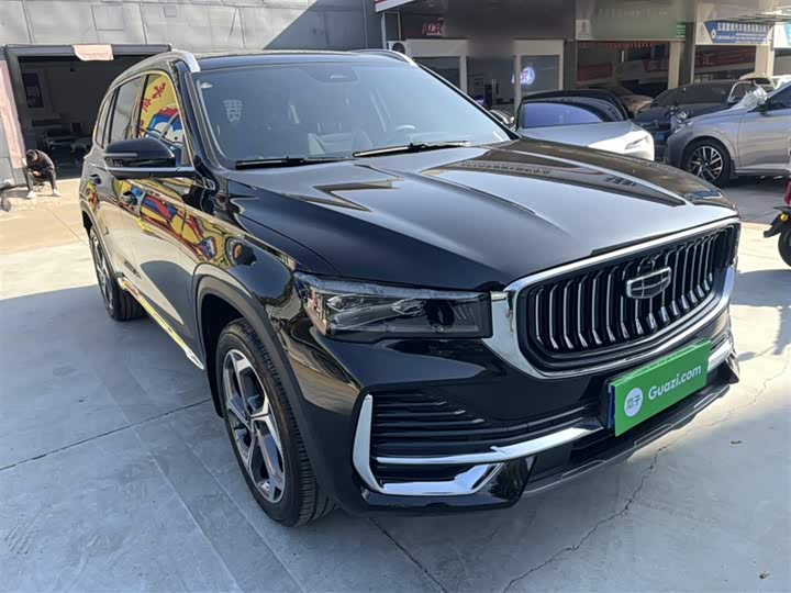 Фото 3 - Geely Monjaro