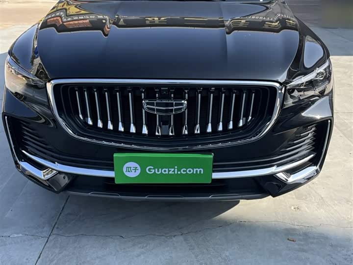 Фото 6 - Geely Monjaro