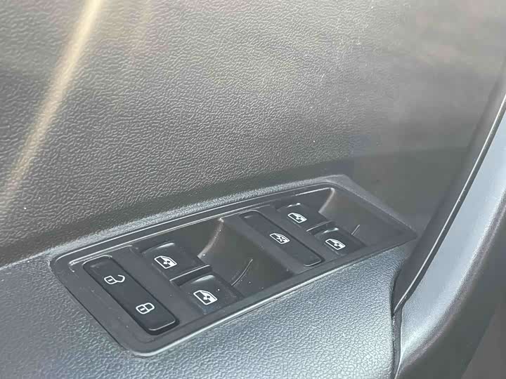 Фото 9 - Volkswagen Santana