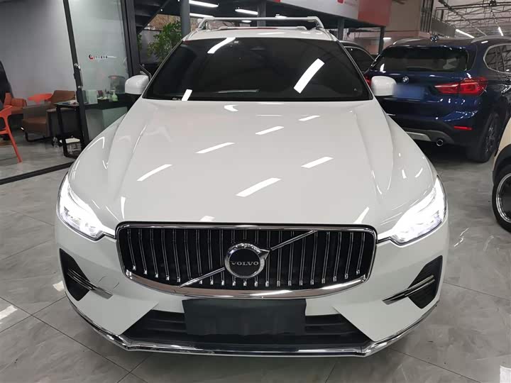 Фото 3 - Volvo XC60