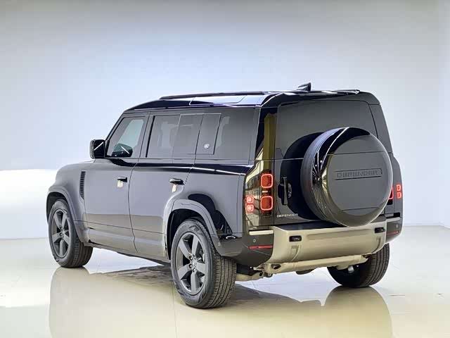 Фото 4 - Land Rover Defender