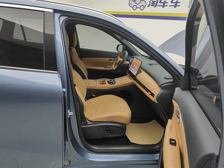 Фото 8 - Geely Galaxy Starship 7