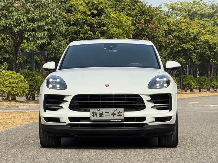 Фото 2 - Porsche Macan
