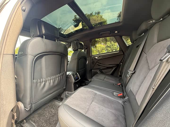 Фото 9 - Porsche Macan