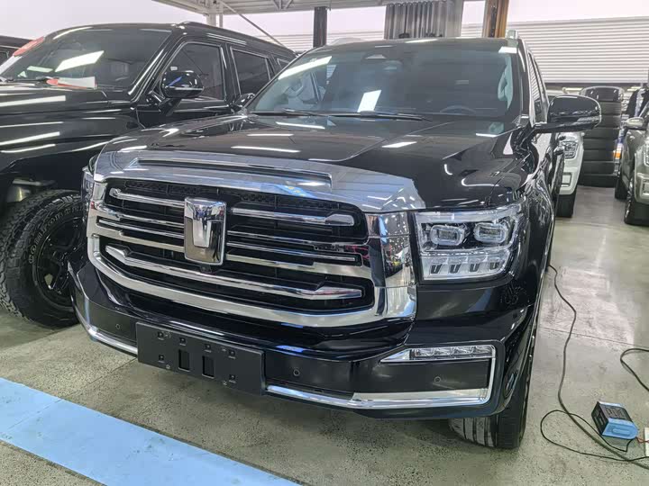 Фото 1 - Tank 500 Hybrid