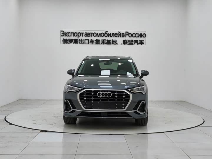 Фото 2 - Audi Q3